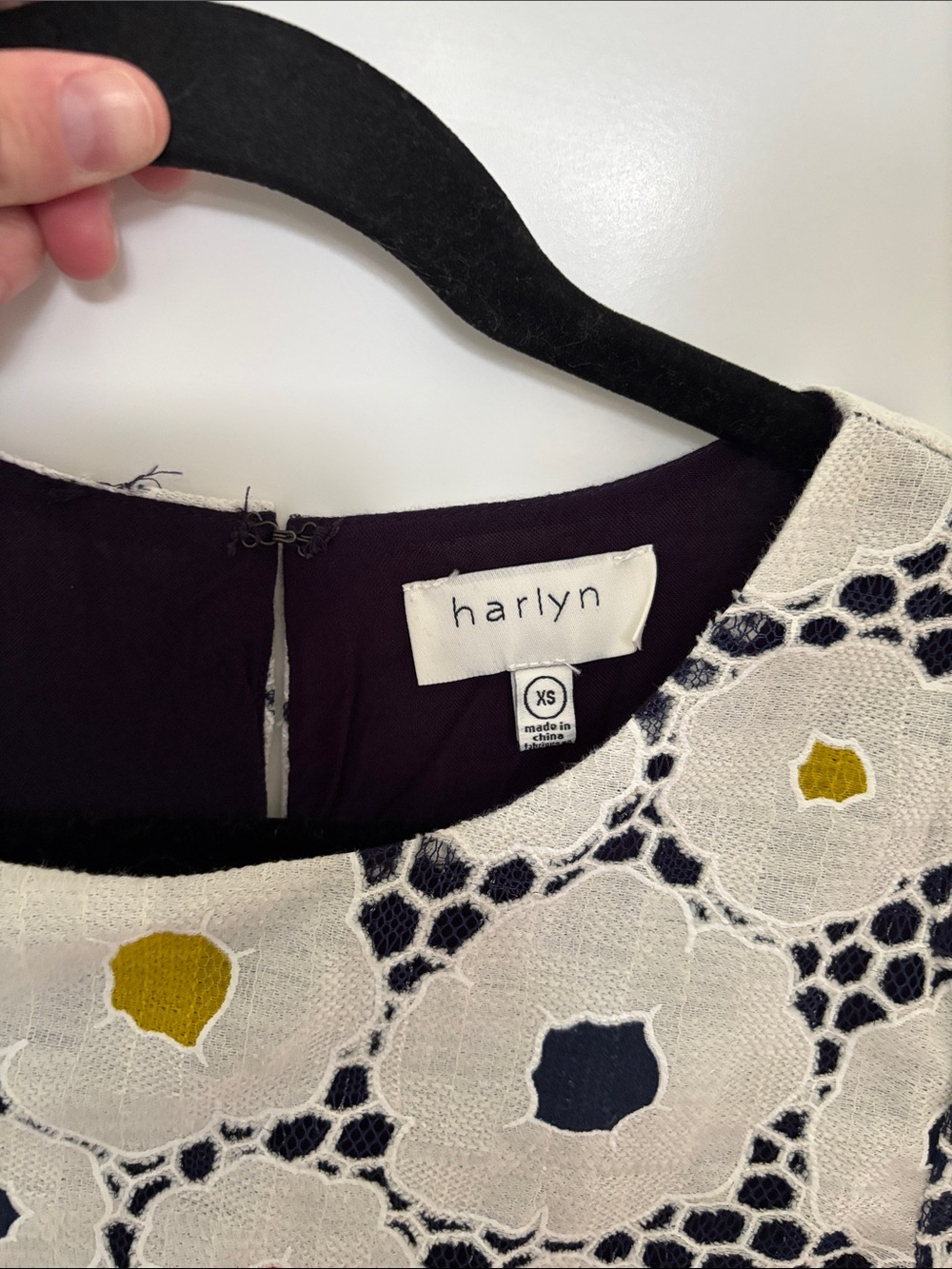 Anthropologie Harlyn Daisy Dot Midi Top - Picture 6 of 9